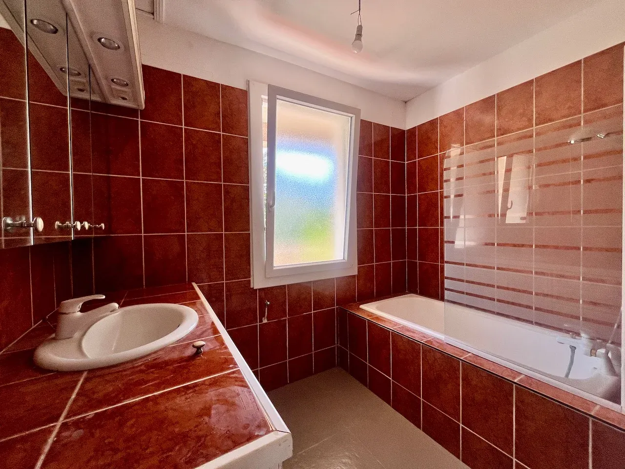 115 m² family home in Villeneuve-sur-Lot with enclosed garden photo 8
