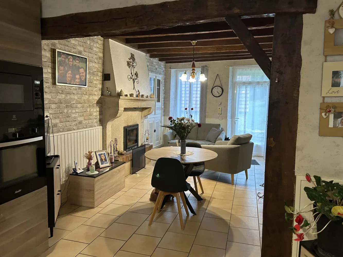 Maison de village de plain-pied rénovée avec jardin à Prissac — photo 5