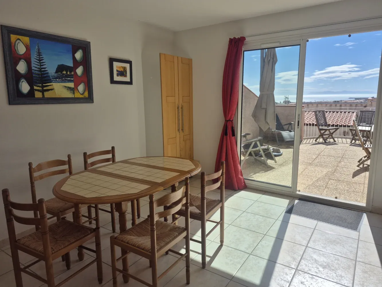 Mediterranean village house in Saint-Pierre-la-Mer with sea views, terraces, garden and garage photo 7
