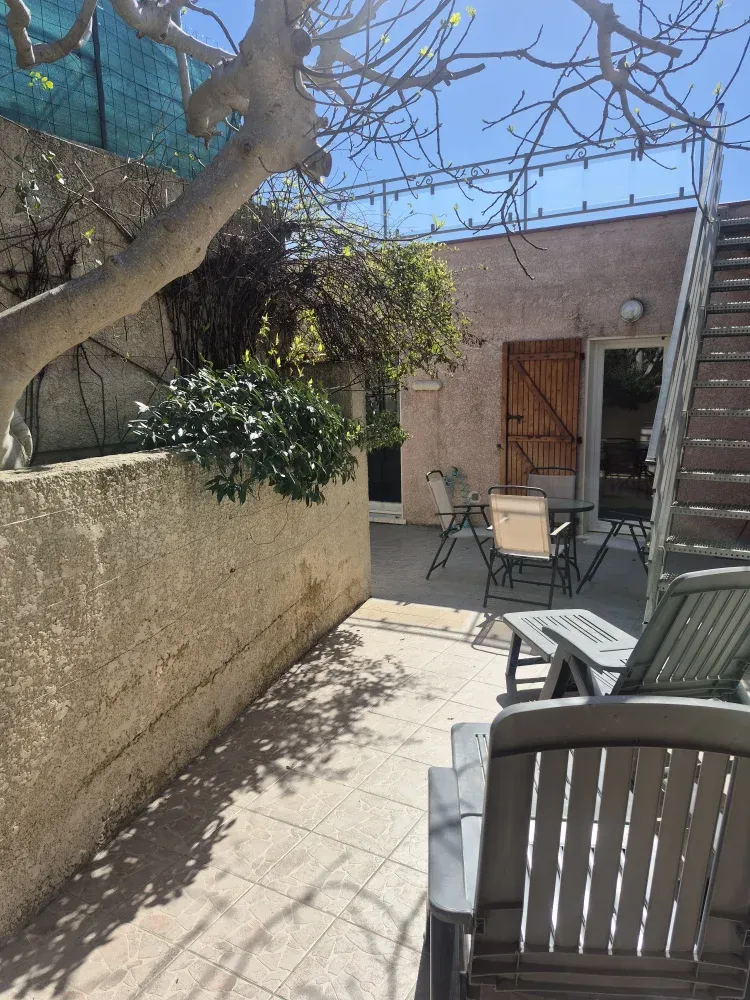 Mediterranean village house in Saint-Pierre-la-Mer with sea views, terraces, garden and garage photo 10