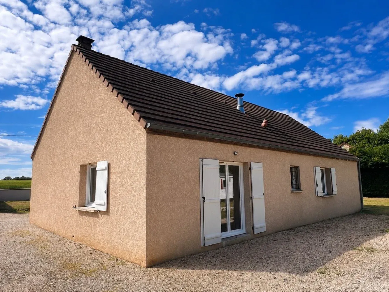 Single-Story House with 3 Bedrooms and Large Plot in Chalon-sur-Saône photo 3