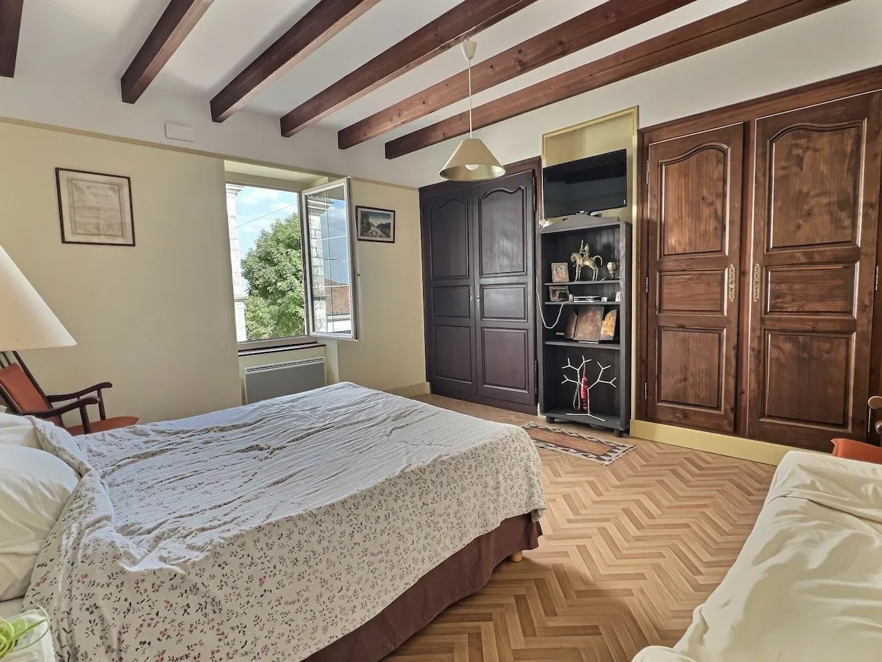 179 m² stone manor house in Monclar, with 899 m² of land photo 7