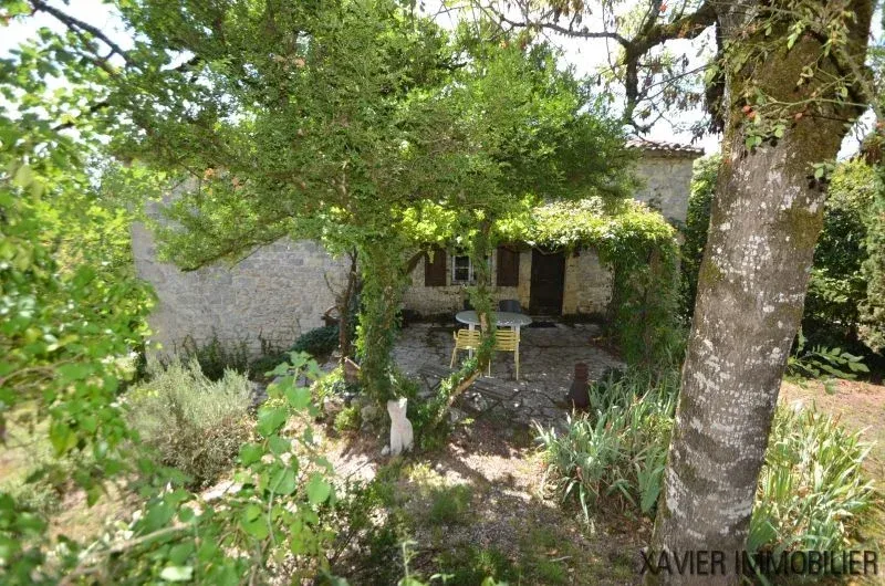 Characterful Quercy Stone Farmhouse with Barn and 1,236 m² of Land photo 4