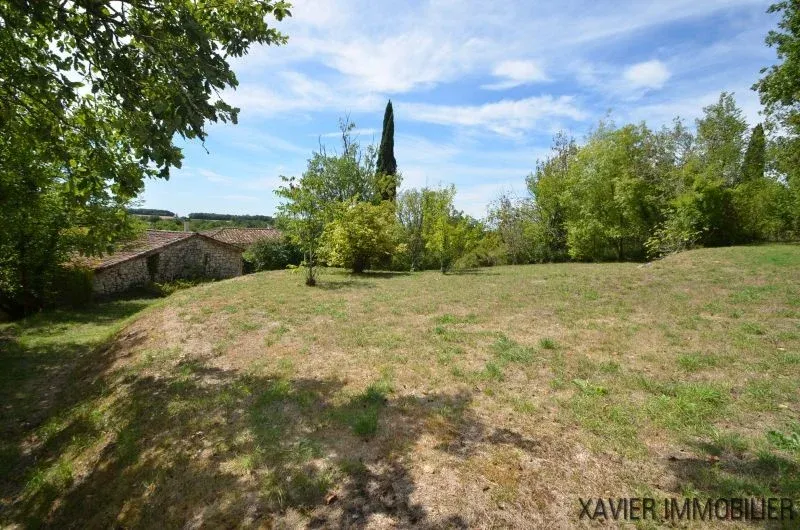 Characterful Quercy Stone Farmhouse with Barn and 1,236 m² of Land photo 6