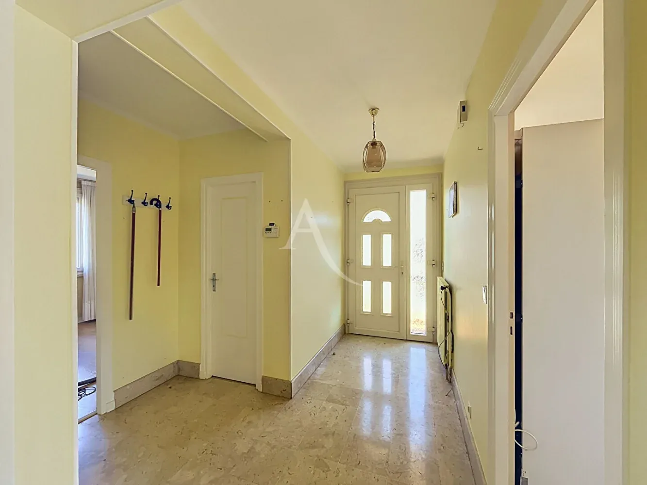 3-bedroom detached house with independent apartment in Prayssac photo 3