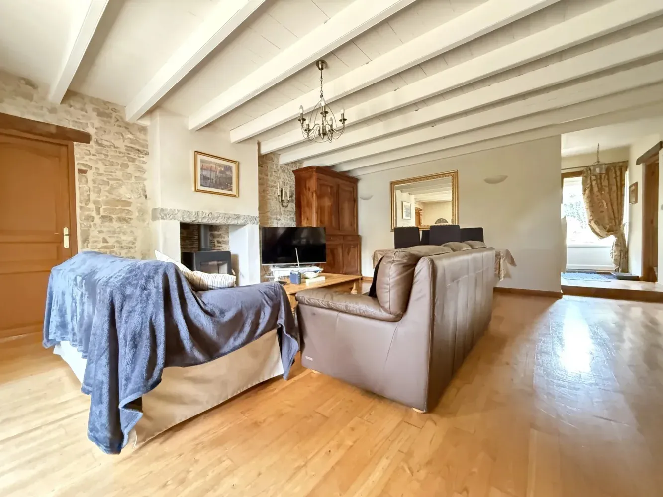 3-bedroom stone village house between Ruffec and Verteuil-sur-Charente photo 5