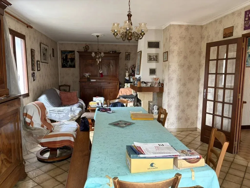 Single-story house with garden in Vitrac-Saint-Vincent photo 8