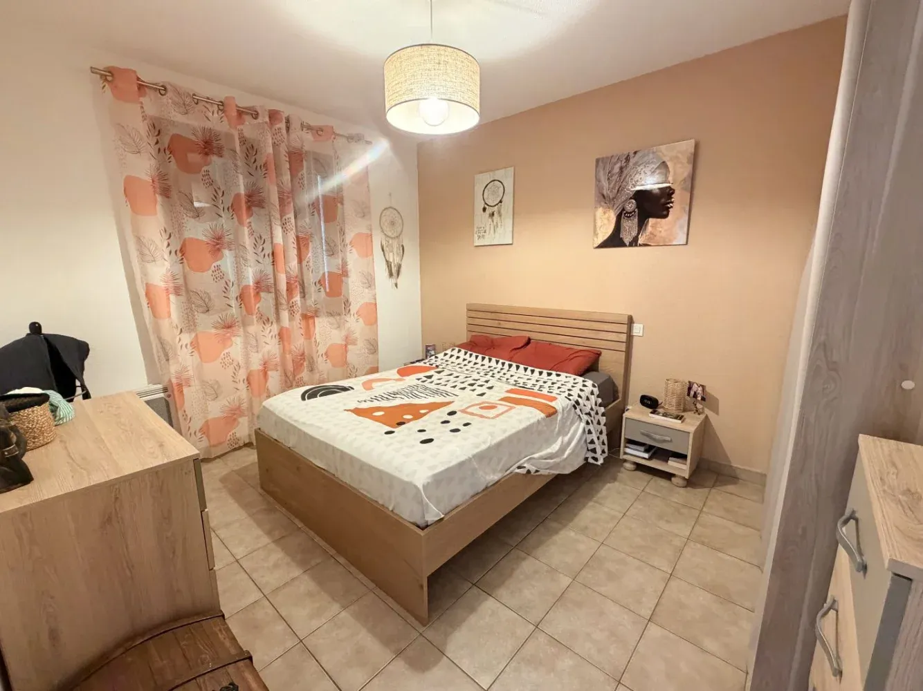 Single-Story Villa with Garage and Garden in Nîmes Saint-Césaire photo 6