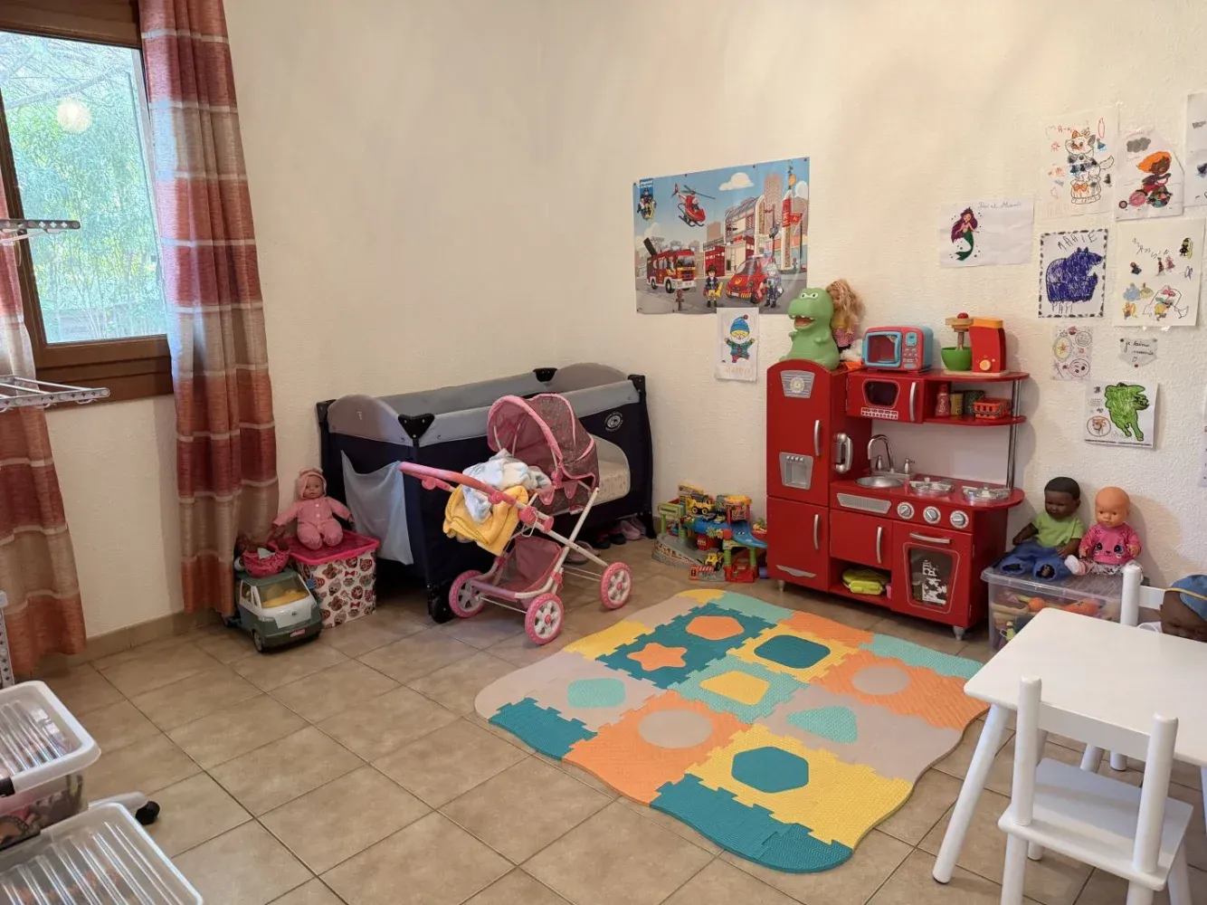 Single-Story Villa with Garage and Garden in Nîmes Saint-Césaire photo 7