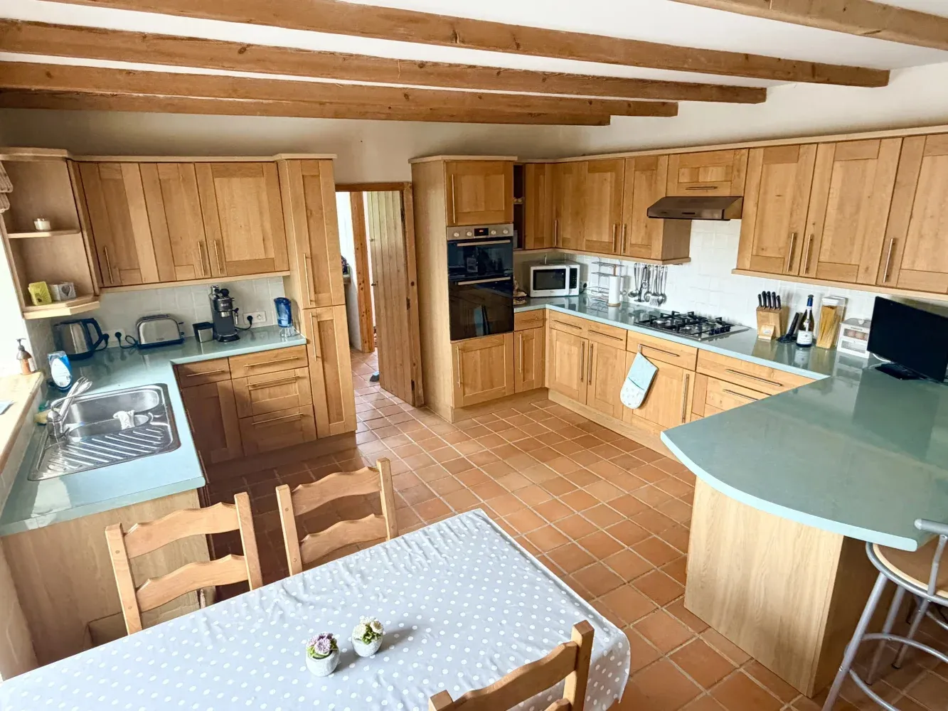 Family Home with Pool in Gajoubert, Haute-Vienne photo 4