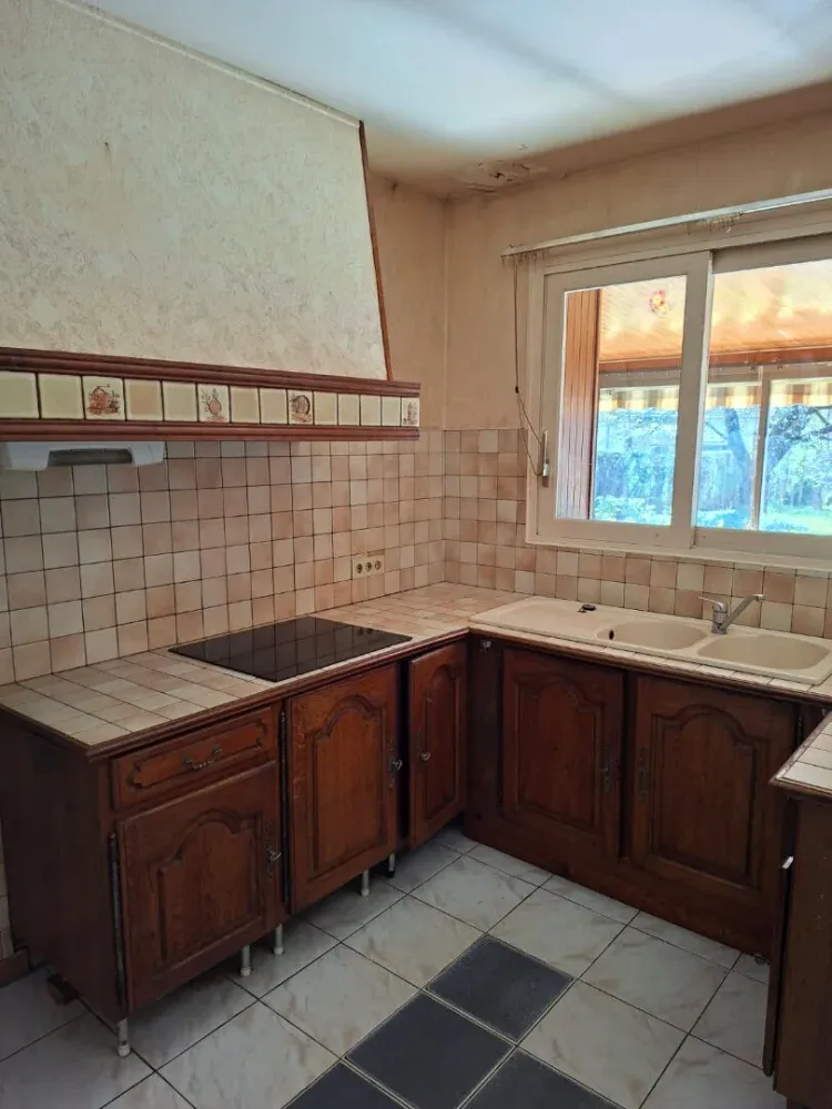 Townhouse in Thiviers with Garden and Investment Potential photo 6