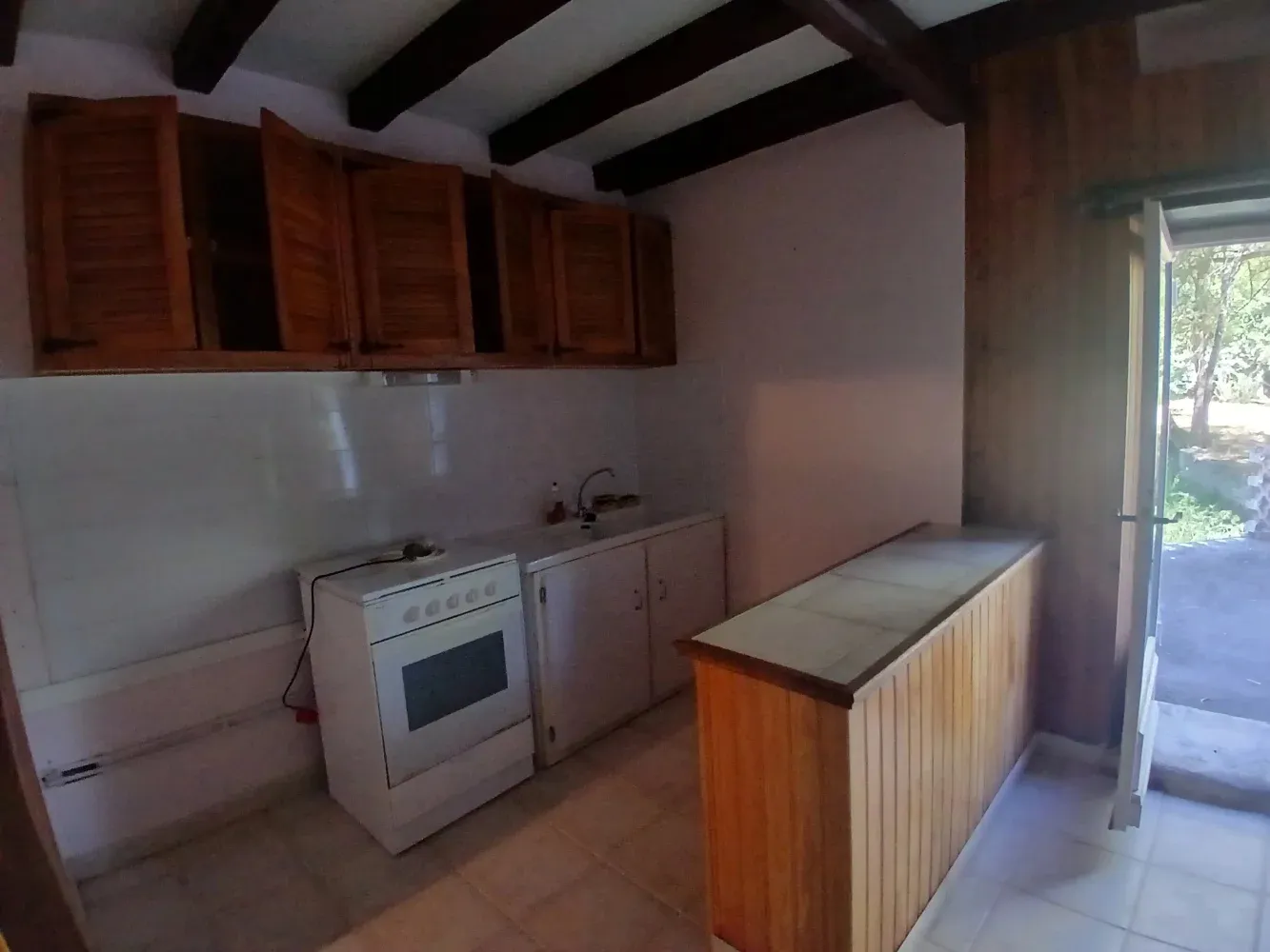 Former walnut mill to renovate in Saint-Palais-du-Né, 2 km from amenities photo 5