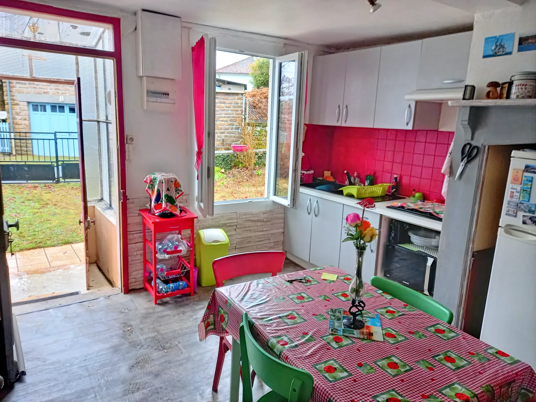 Single-story village house with garden in Saint-Salvadour photo 2