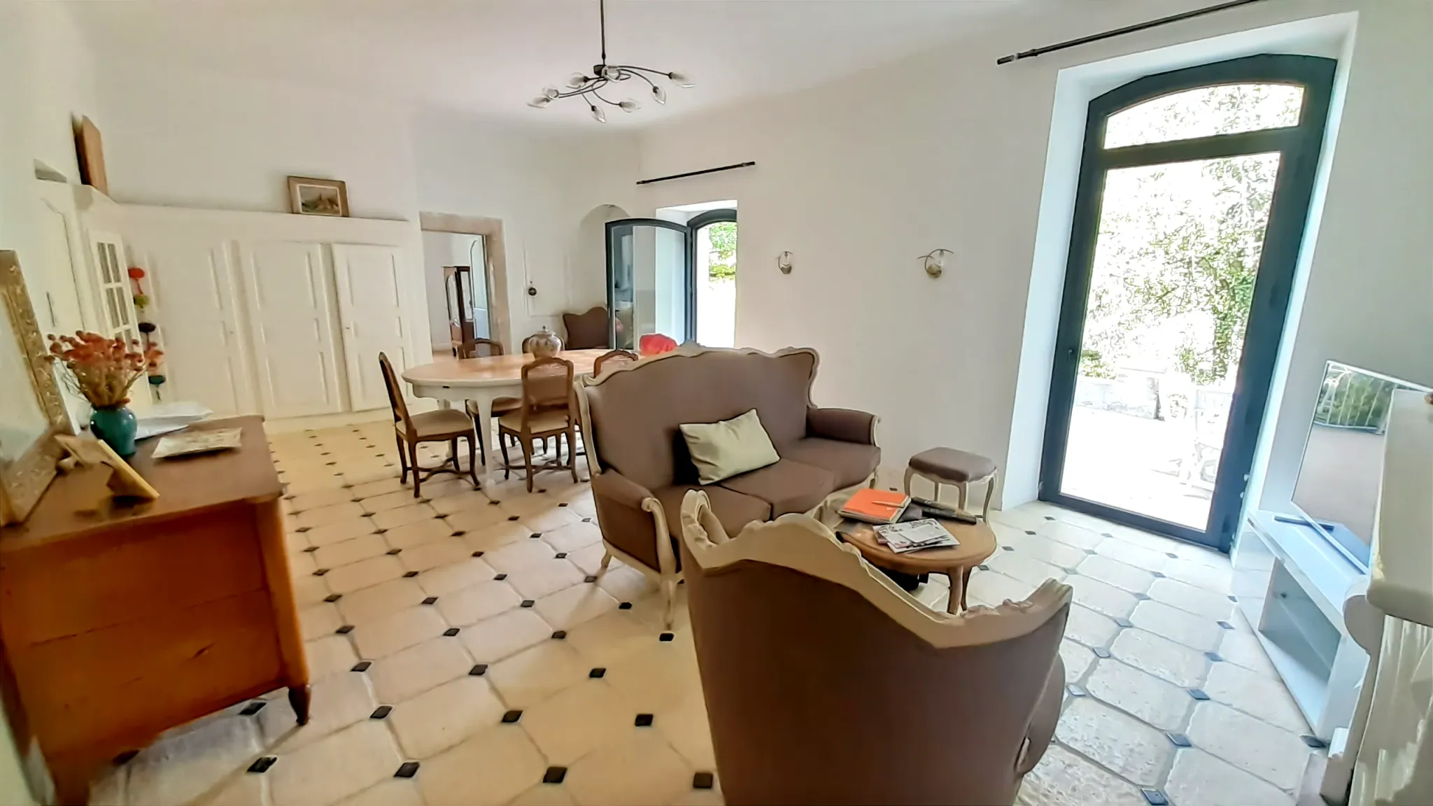 Single-Story Character Home for Sale in Saint-Géry-Vers, in the Lot photo 3