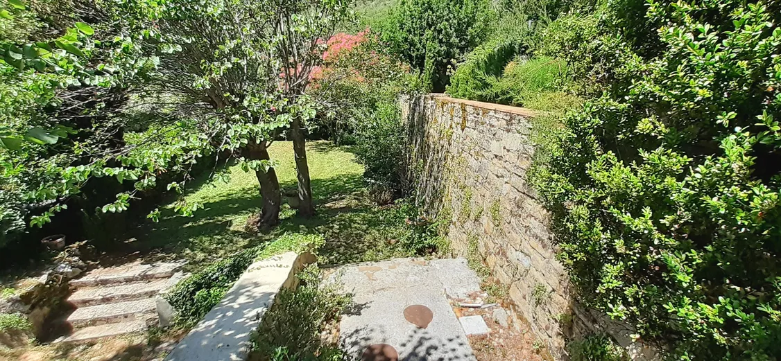 Single-Story Character Home for Sale in Saint-Géry-Vers, in the Lot photo 9