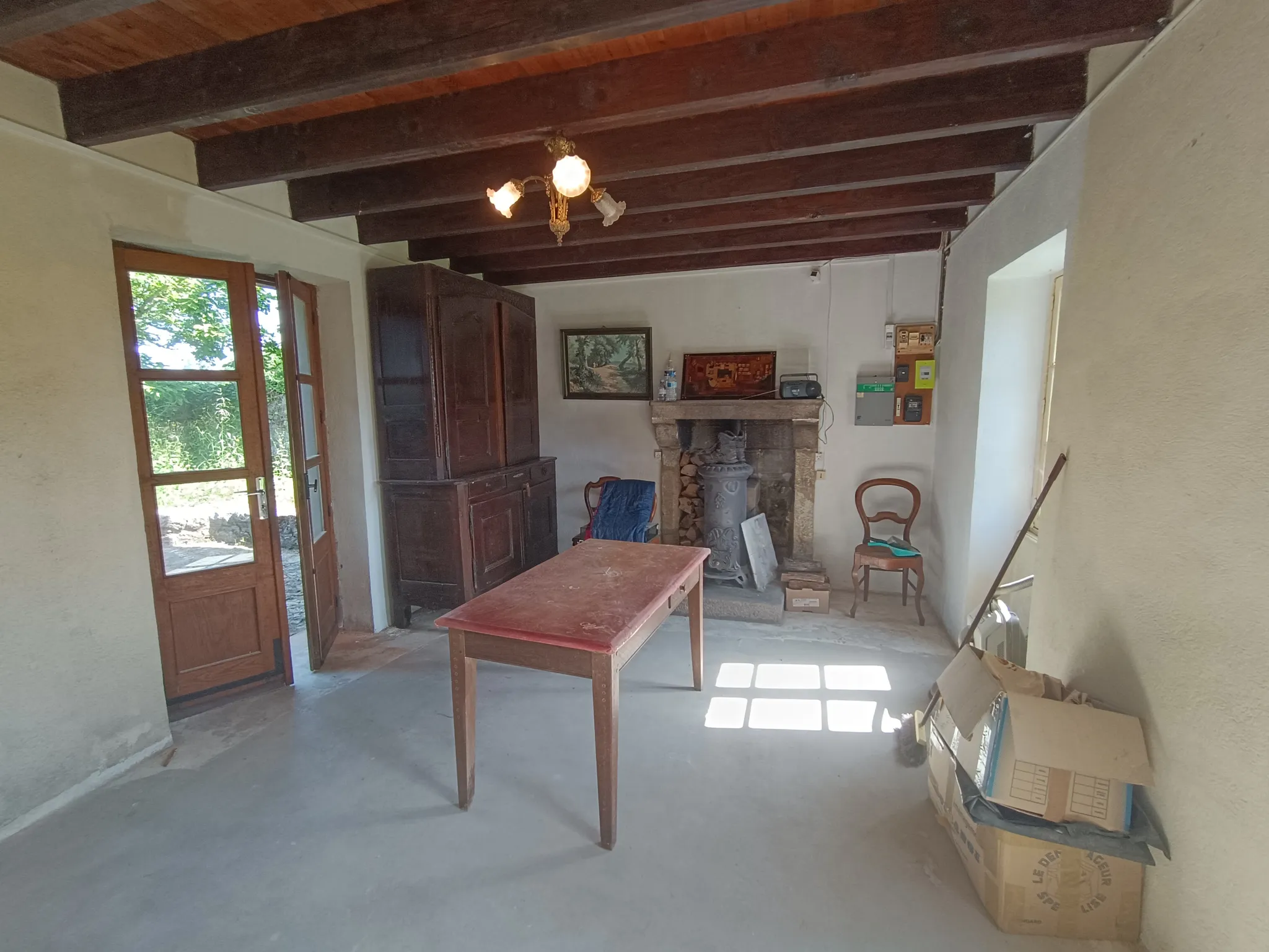 Stone village house to renovate with garden, near Auzances photo 5
