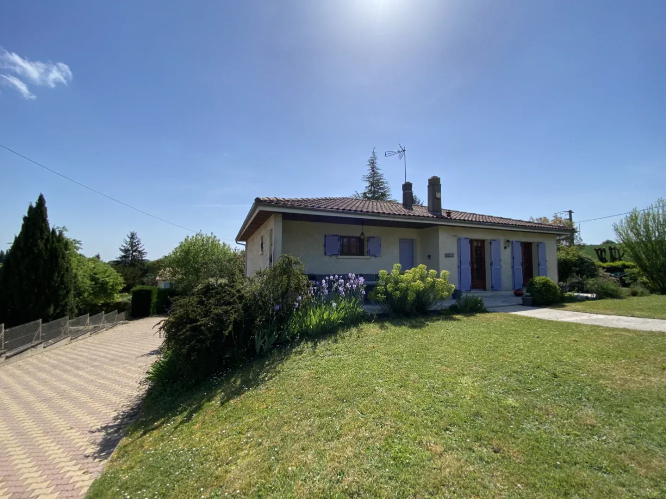 Detached Village House with Pool and Garden in Charente photo 3