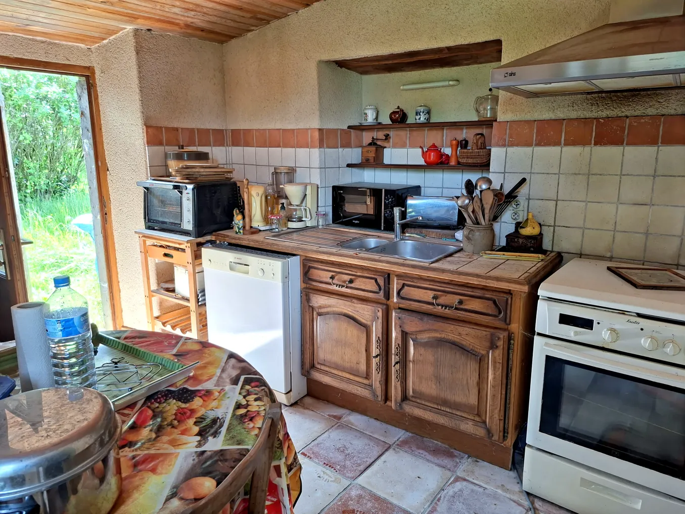 Maison de caractère en pierre avec jardin à Champagnac-la-Rivière — photo 4
