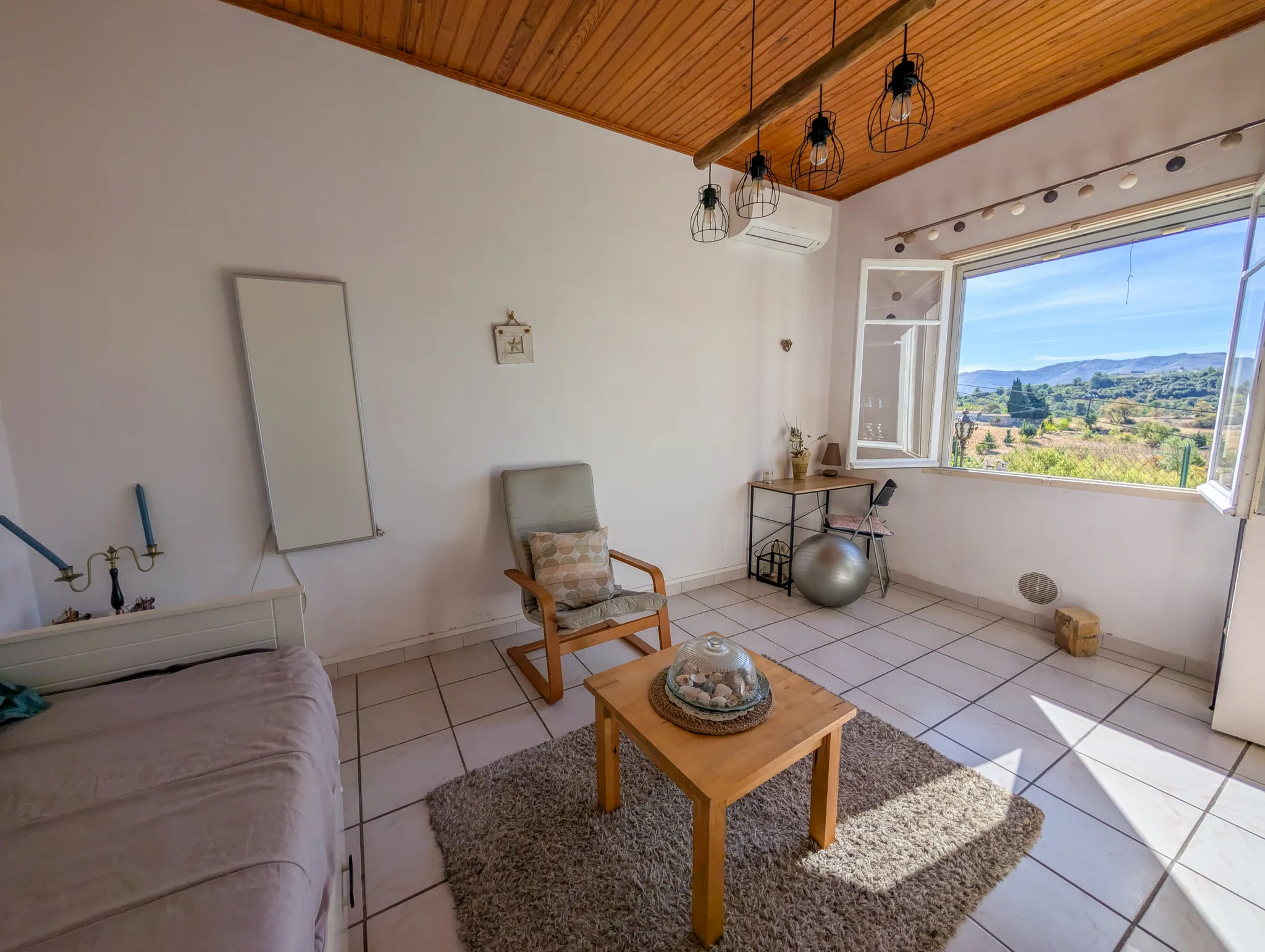 Country house with terrace and panoramic views in Montirat photo 6