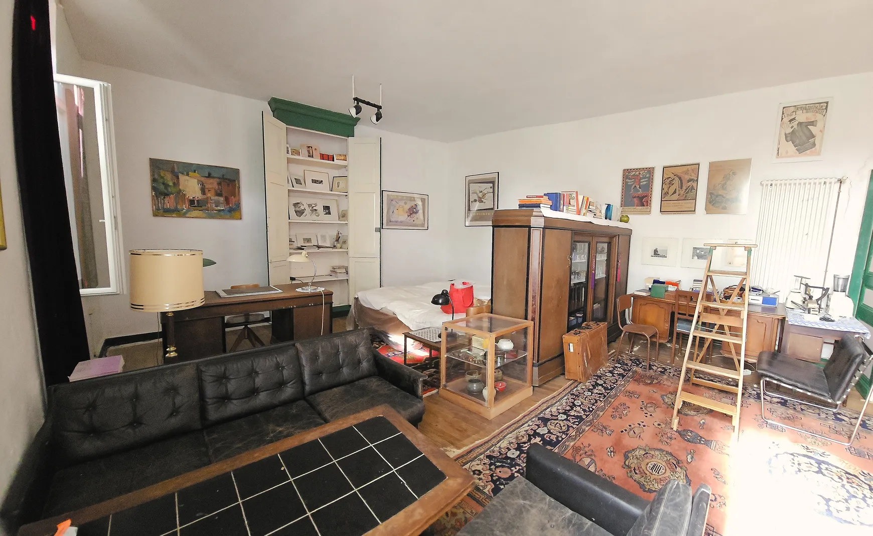 Characterful village house with guest cottage in Montauriol photo 8