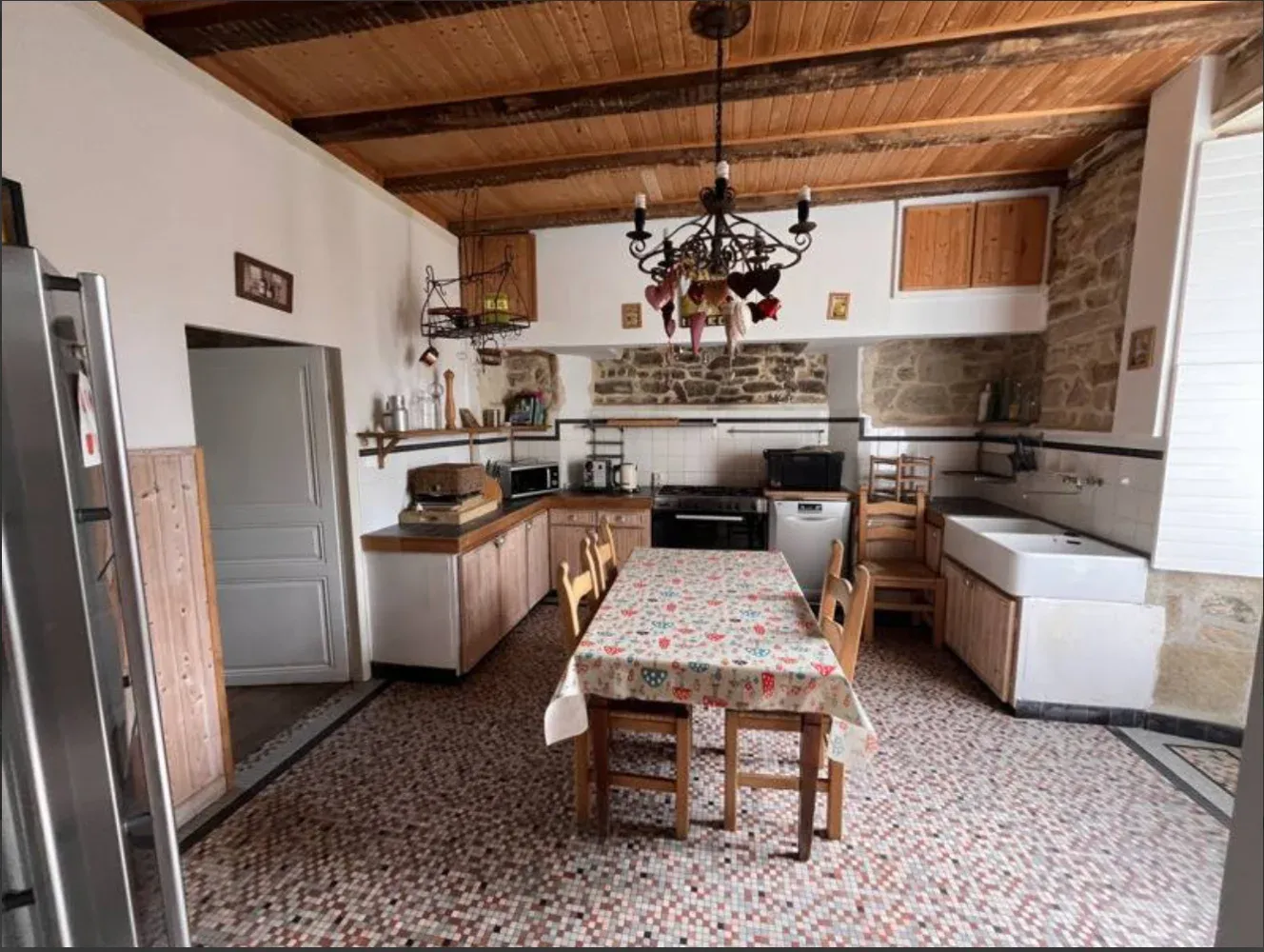 Renovated manor house in Goulles, with independent gîte and views of the Massif Central photo 2