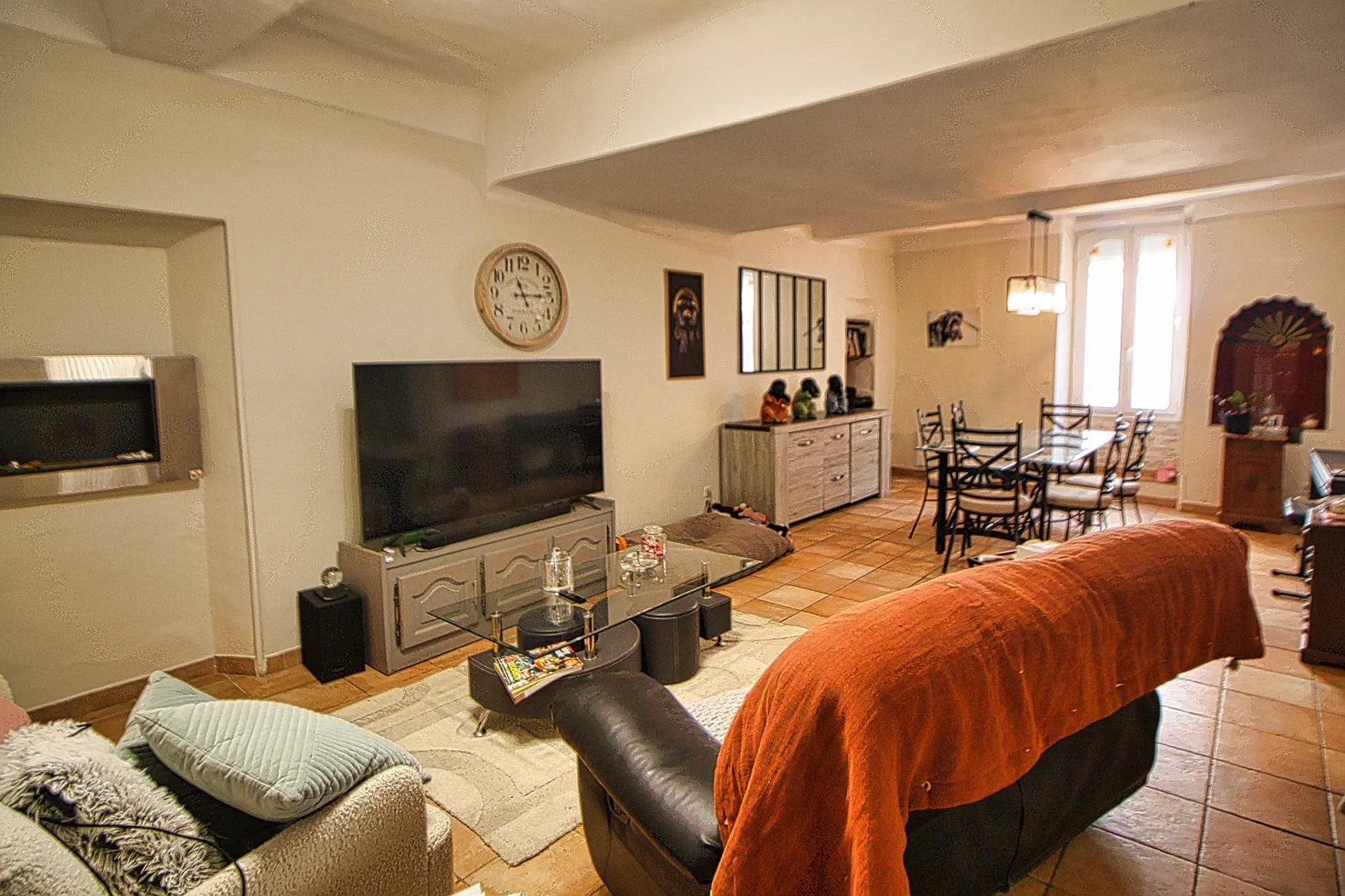 Maison de village rénovée avec terrasse à Nébian — photo 4