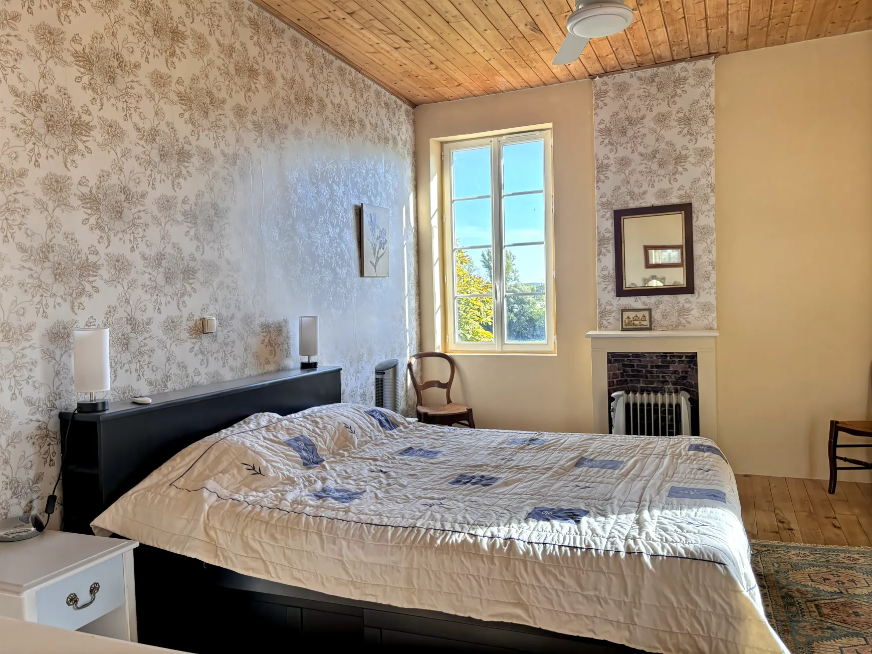 Village House, Characterful Former Forge with Views of the Garonne in Lamagistère photo 7