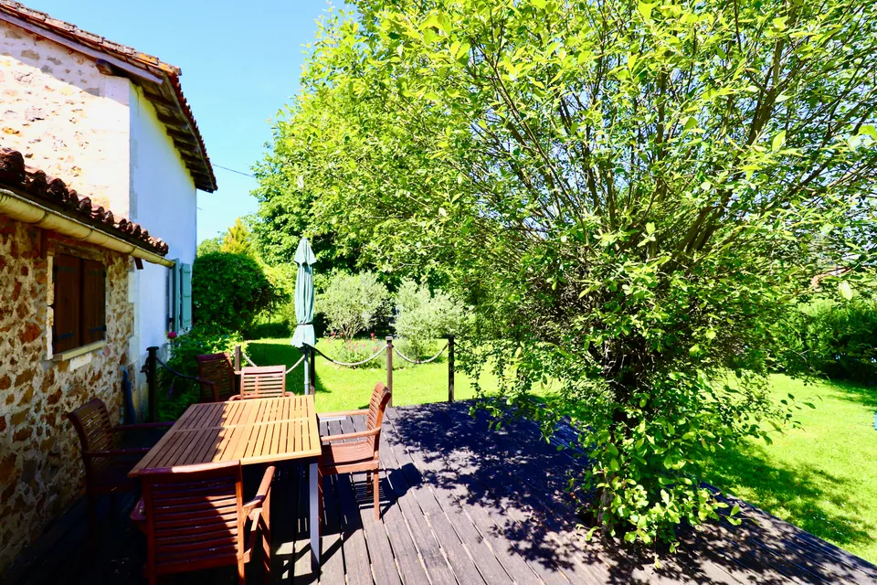 Two Village Houses with Barn, Garden and Pool in La Pouge photo 6