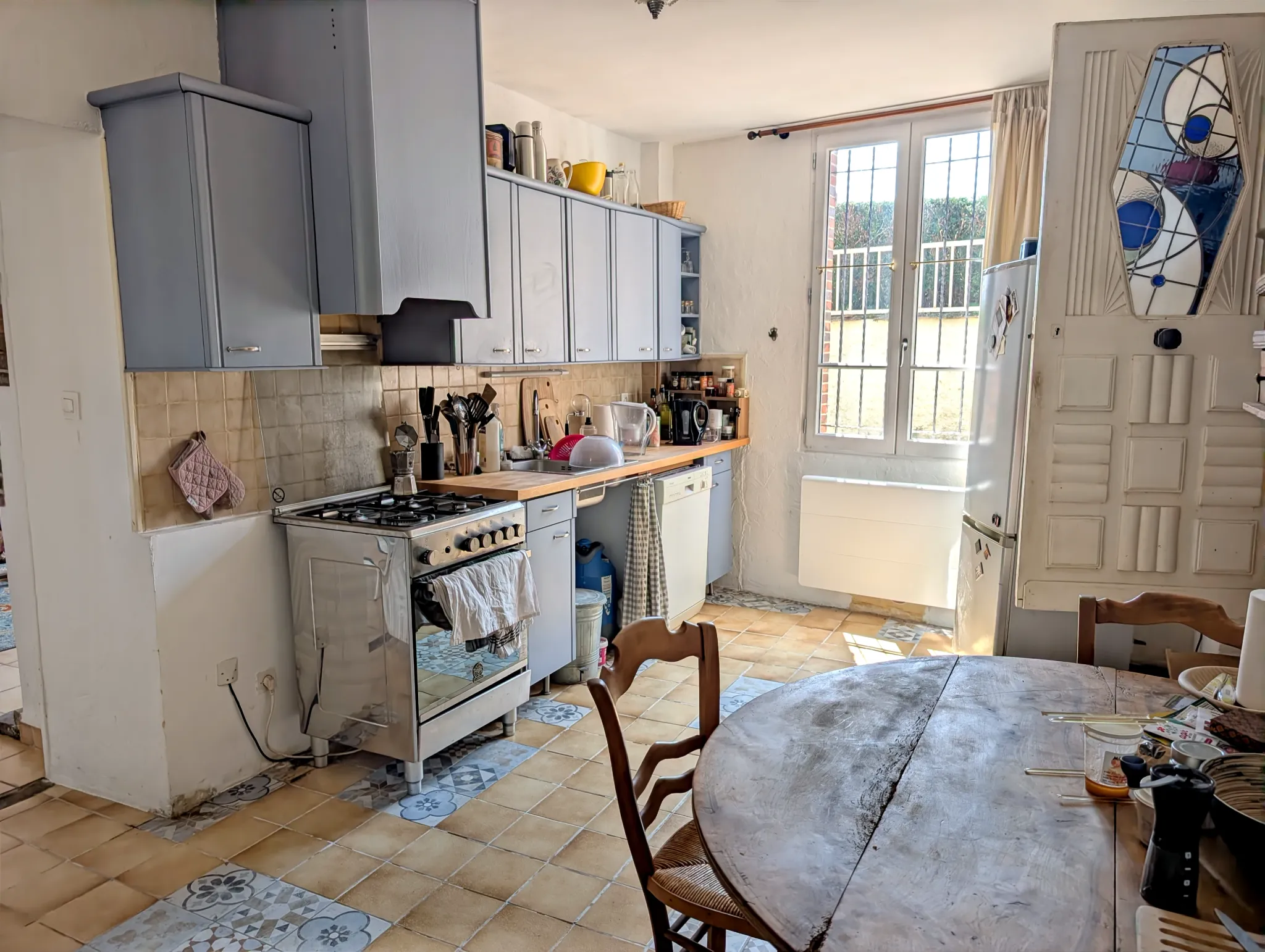 Semi-detached village house with artist’s studio and garden in Rémalard-en-Perche photo 4