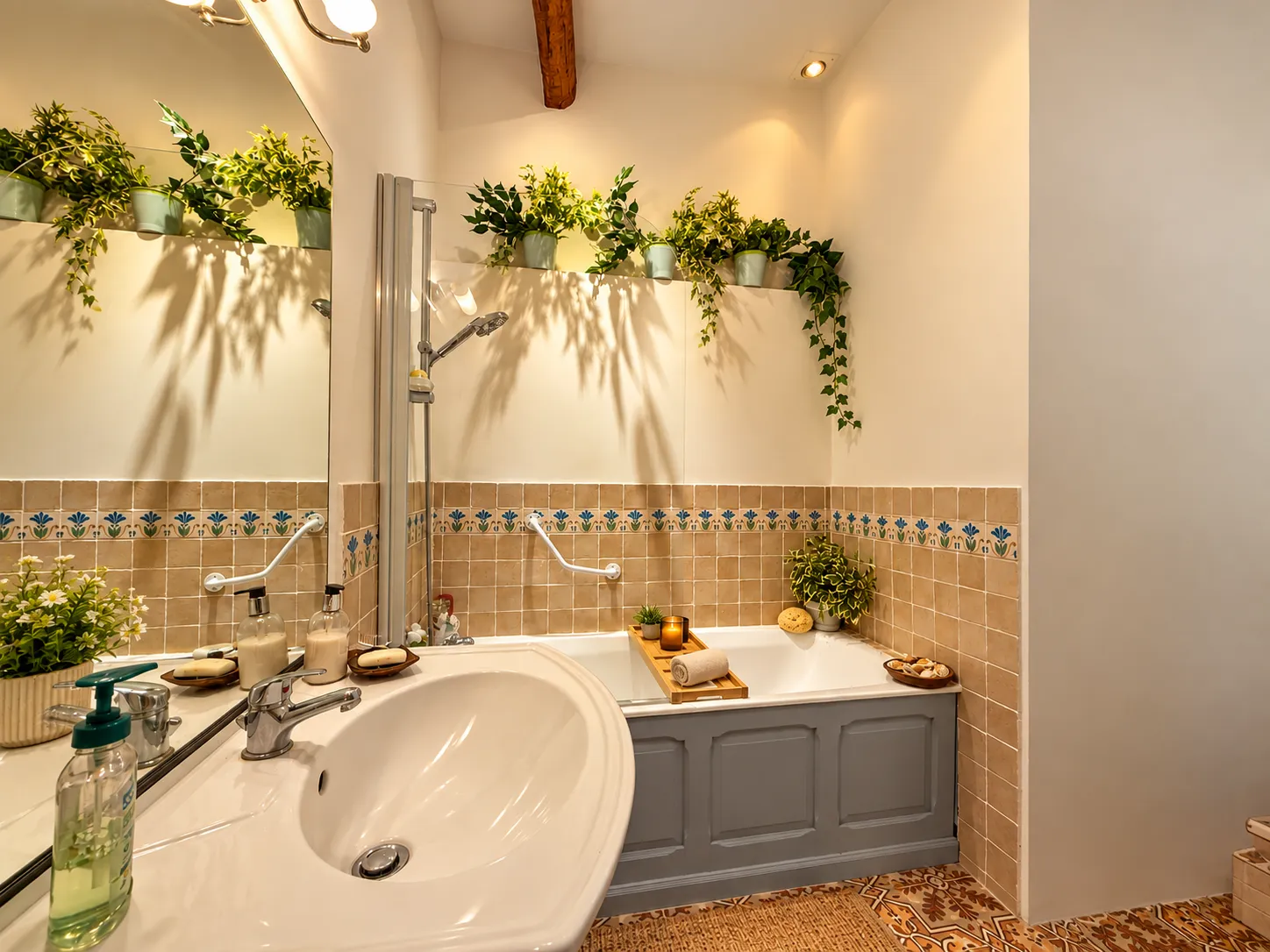 Maison de village avec deux terrasses à Puissalicon — photo 10