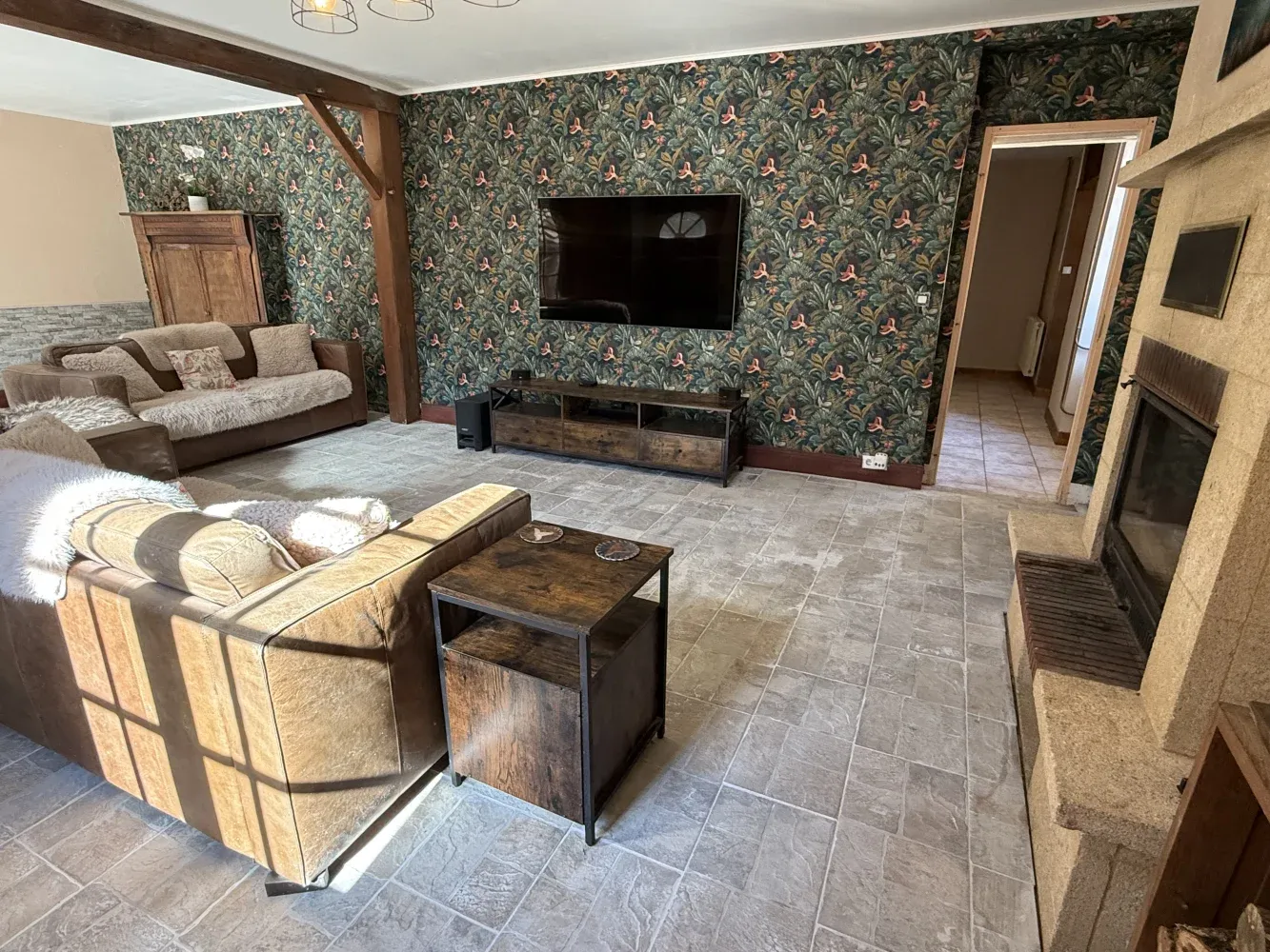 Fermette en pierre de 230 m² avec granges et jardin de 5 000 m² à Champsac — photo 5