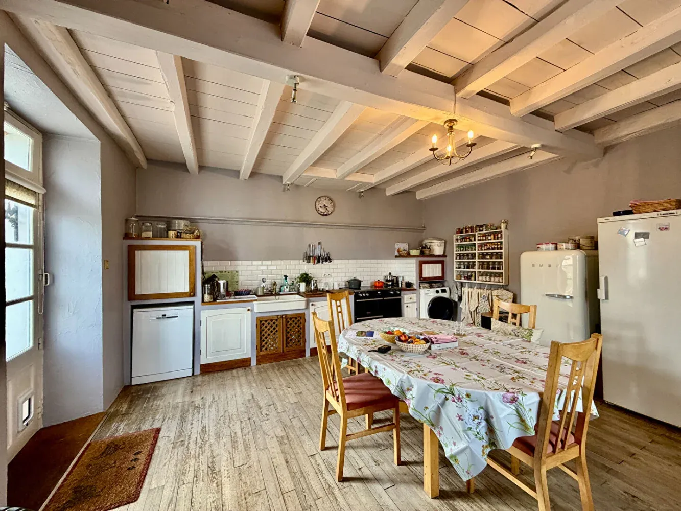 Maison de maître rénovée avec granges et cottage à Châtain — photo 5