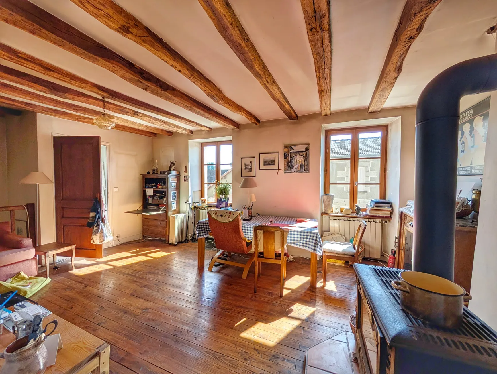 Maison de caractère à vendre à Felletin avec jardin, dépendance et garage double — photo 3