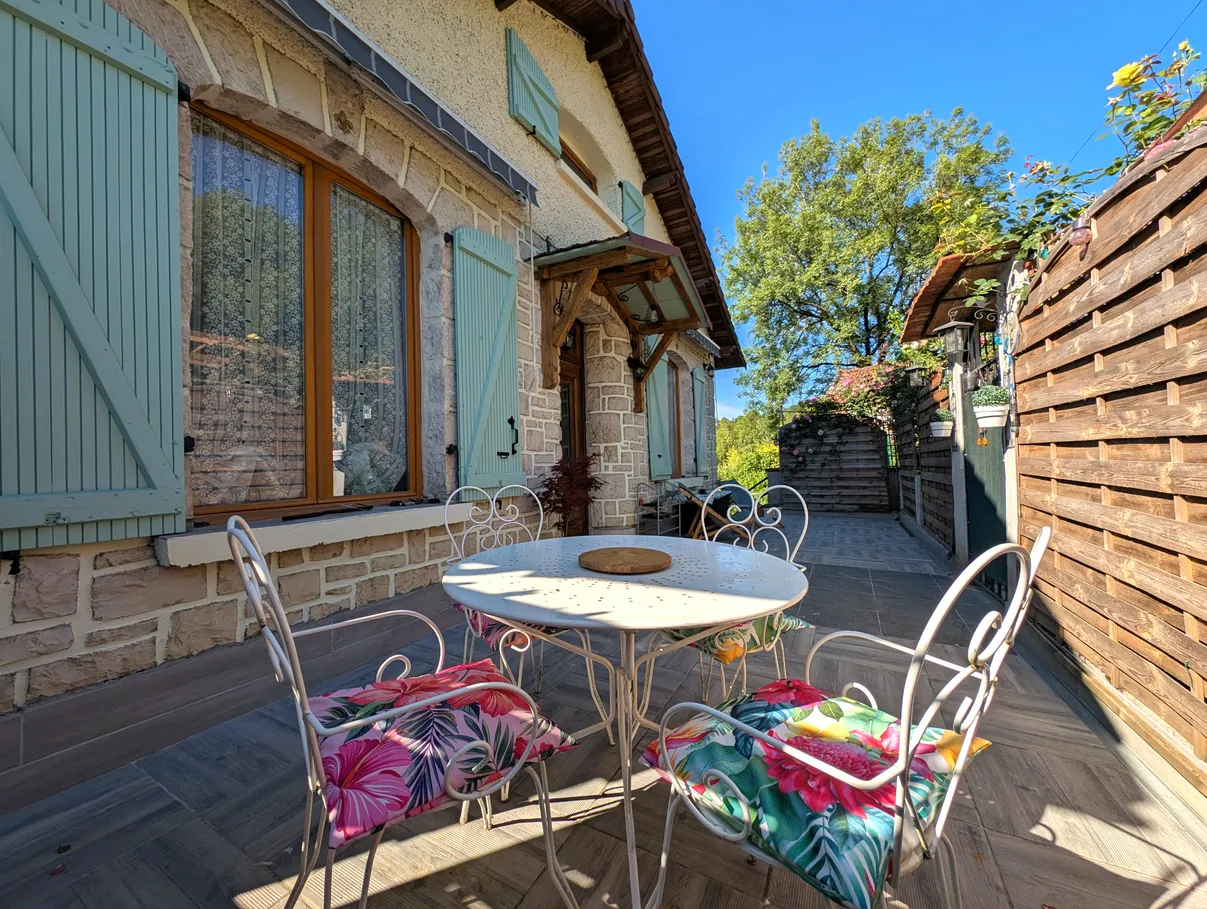 Maison de campagne rénovée avec jardin et bois à Capdenac — photo 3
