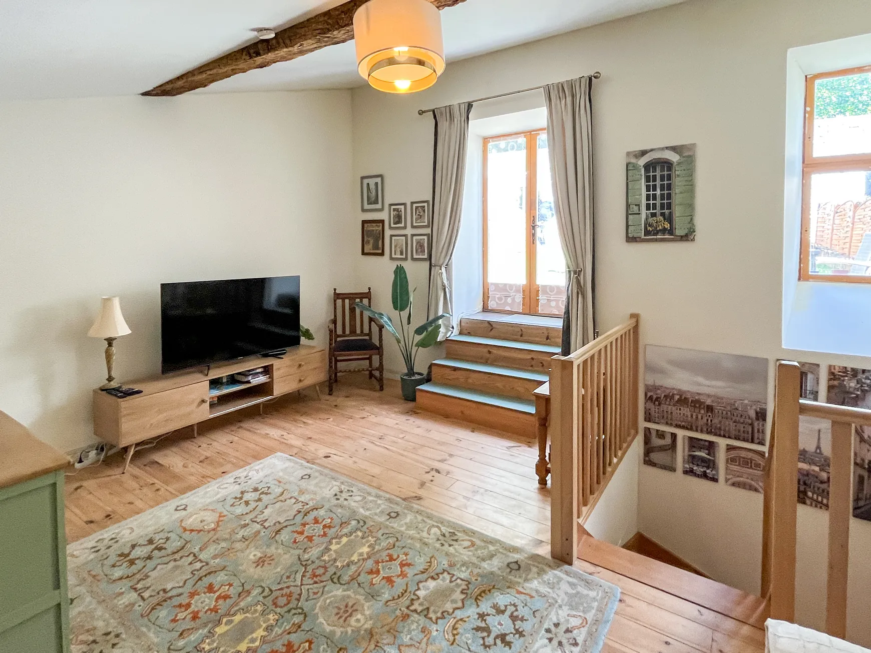 Character Village House with Garden and Views of the Château in Verteuil-sur-Charente photo 8