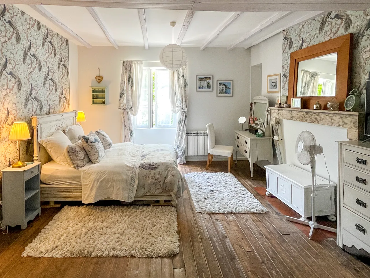 Character Village House with Garden and Views of the Château in Verteuil-sur-Charente photo 5