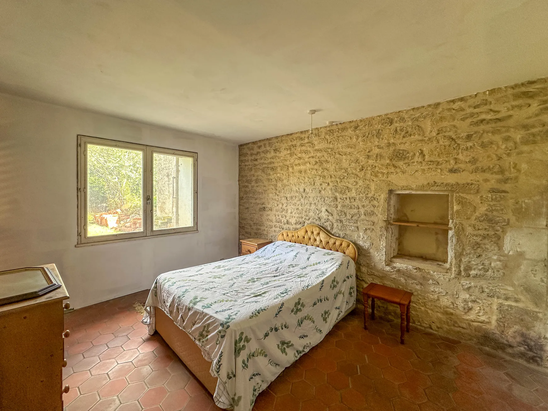 Semi-detached stone country house with garden in Saint-Georges-de-Longuepierre photo 8