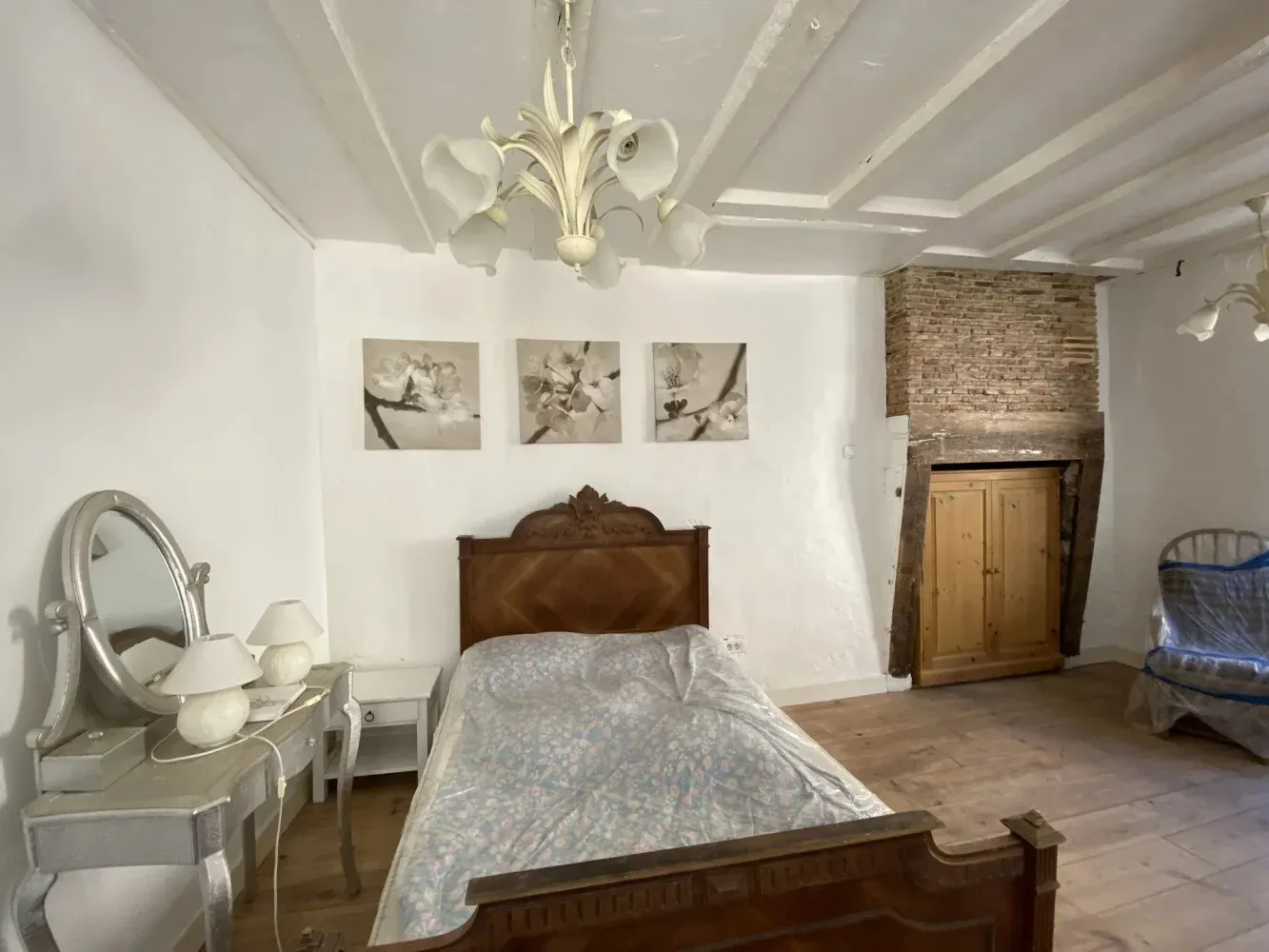 Maison de village avec deux chambres au cœur du Dorat — photo 2