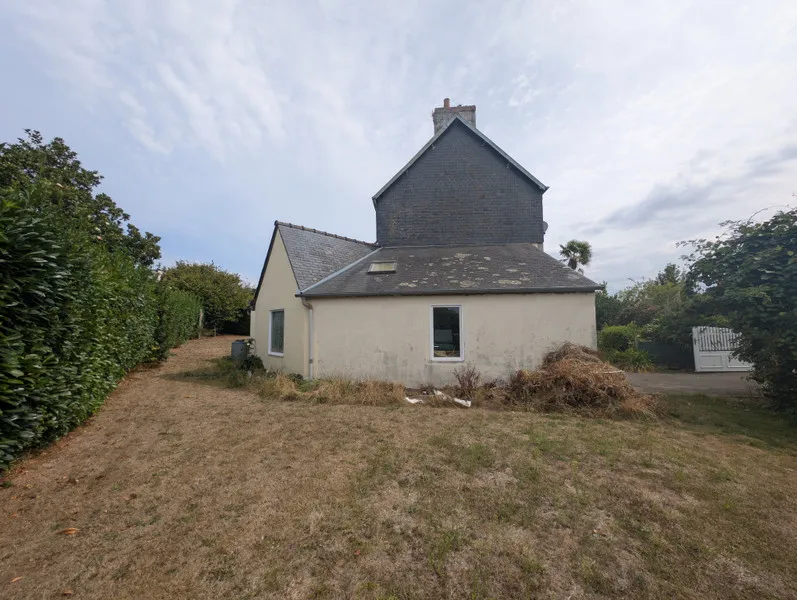 Maison de village avec jardin et garage à Poullaouen — photo 9
