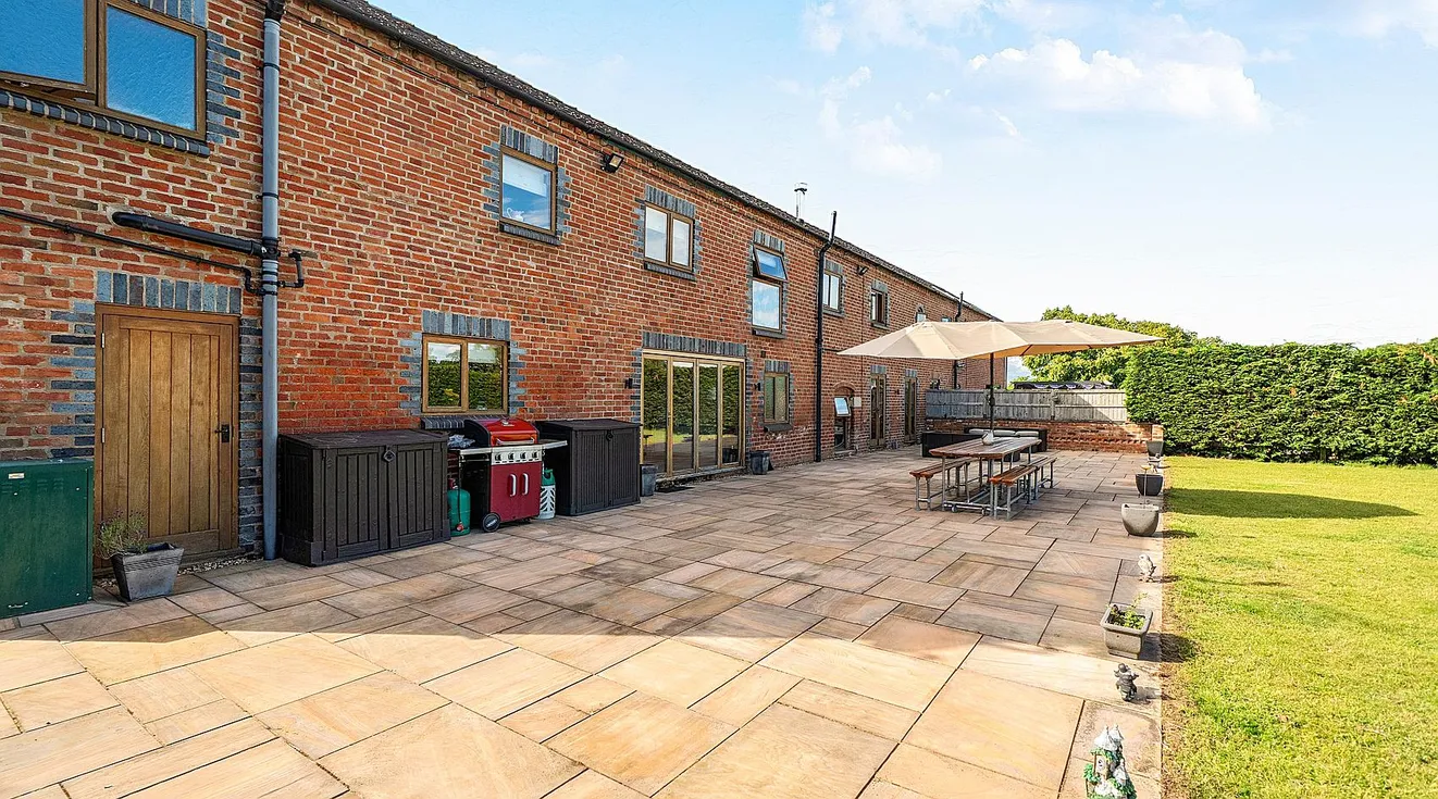 Oak View: Four-Bedroom Barn Conversion with Annexe near Whitchurch, Shropshire photo 2