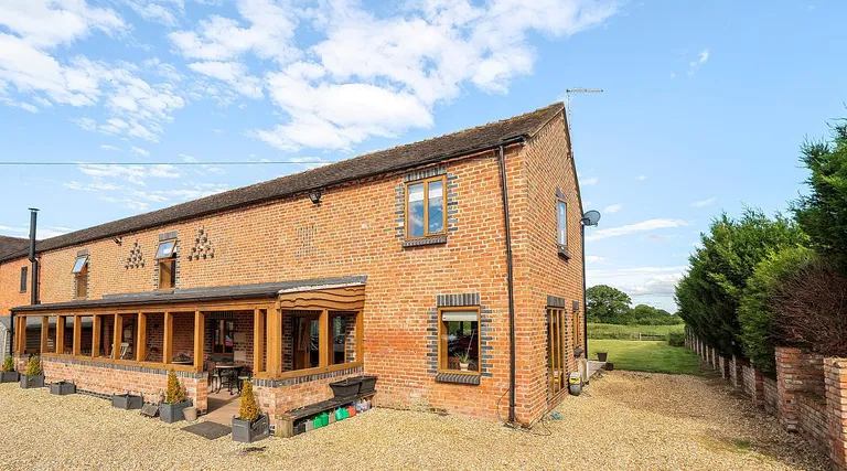 Oak View: Four-Bedroom Barn Conversion with Annexe near Whitchurch, Shropshire property photo