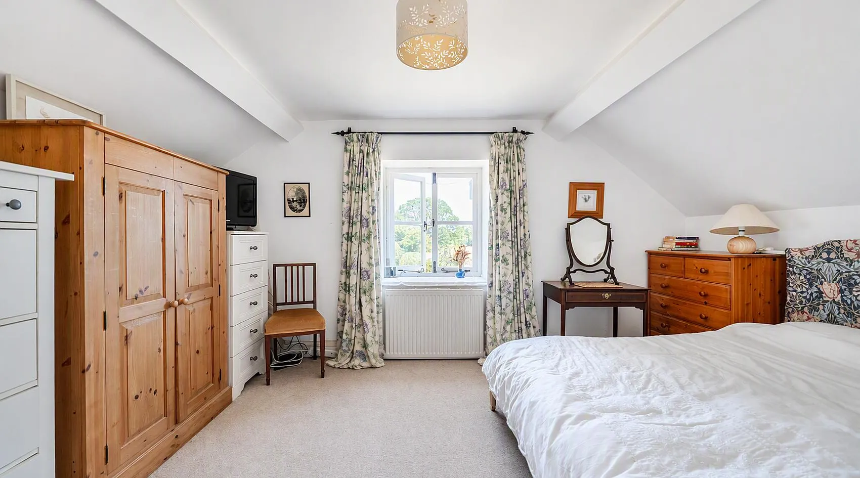 Kingway Farm Cottage, Corston, Wiltshire – Stone Cottage, Annexe and 11.5 Acres photo 10