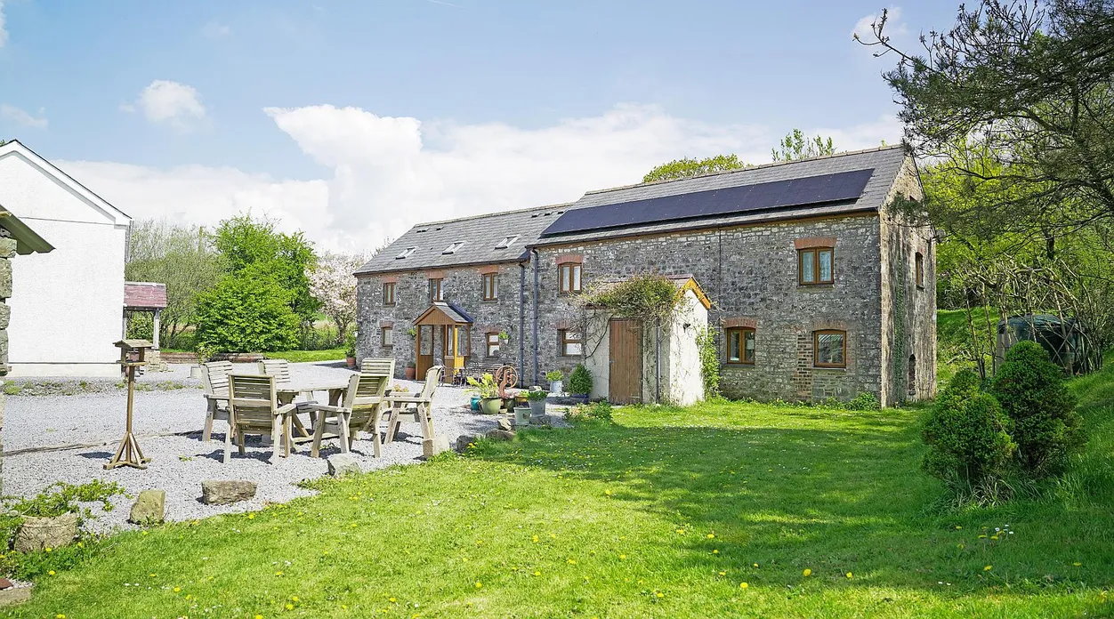 Pendegy Mill, St Clears and Llansteffan, Carmarthenshire – Country Home with Two Holiday Cottages photo 2