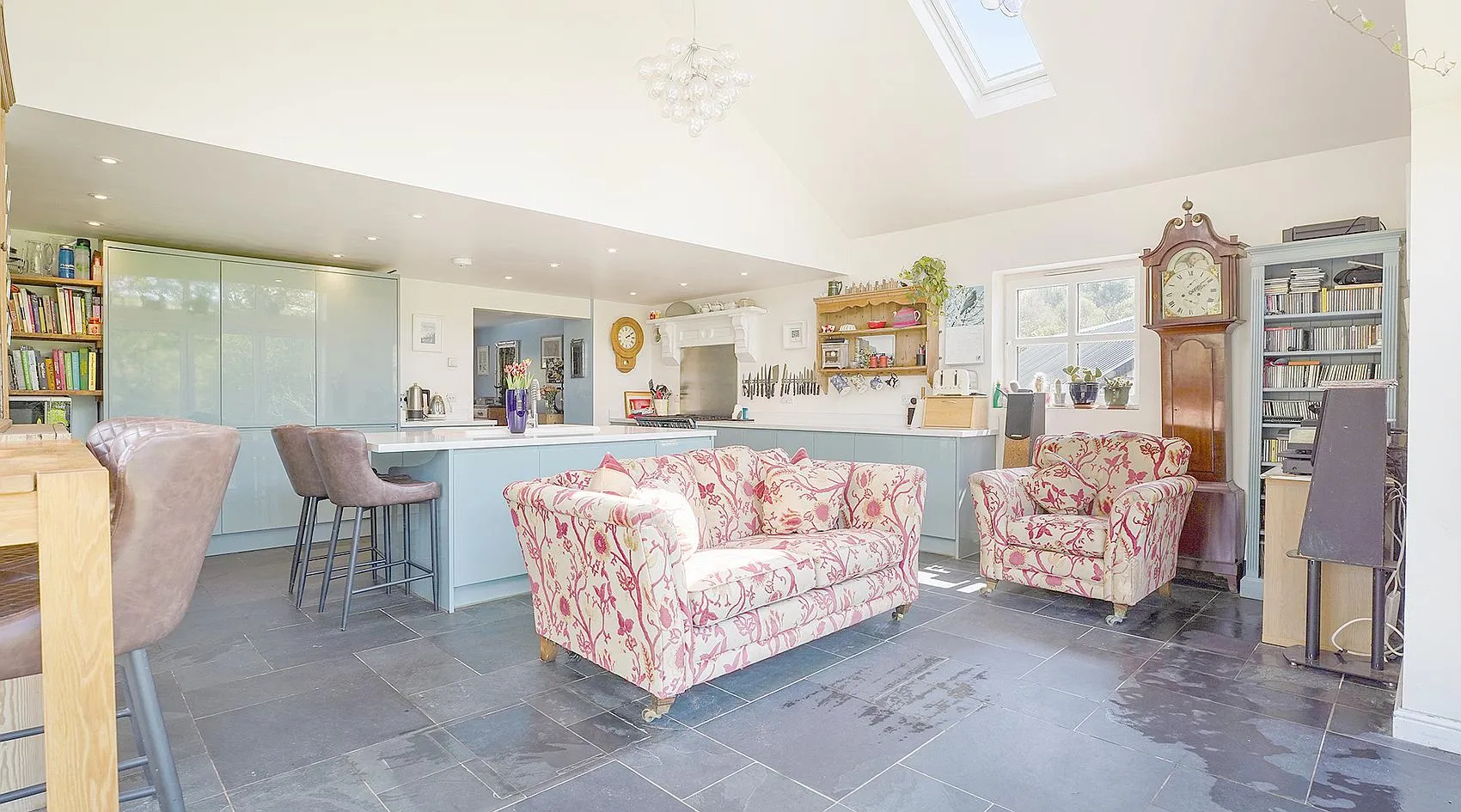 Pendegy Mill, St Clears and Llansteffan, Carmarthenshire – Country Home with Two Holiday Cottages photo 8