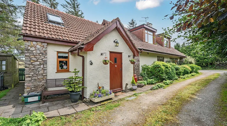 Detached 3/4-Bedroom Rural Home with Paddock, Llansannan, Denbighshire property photo