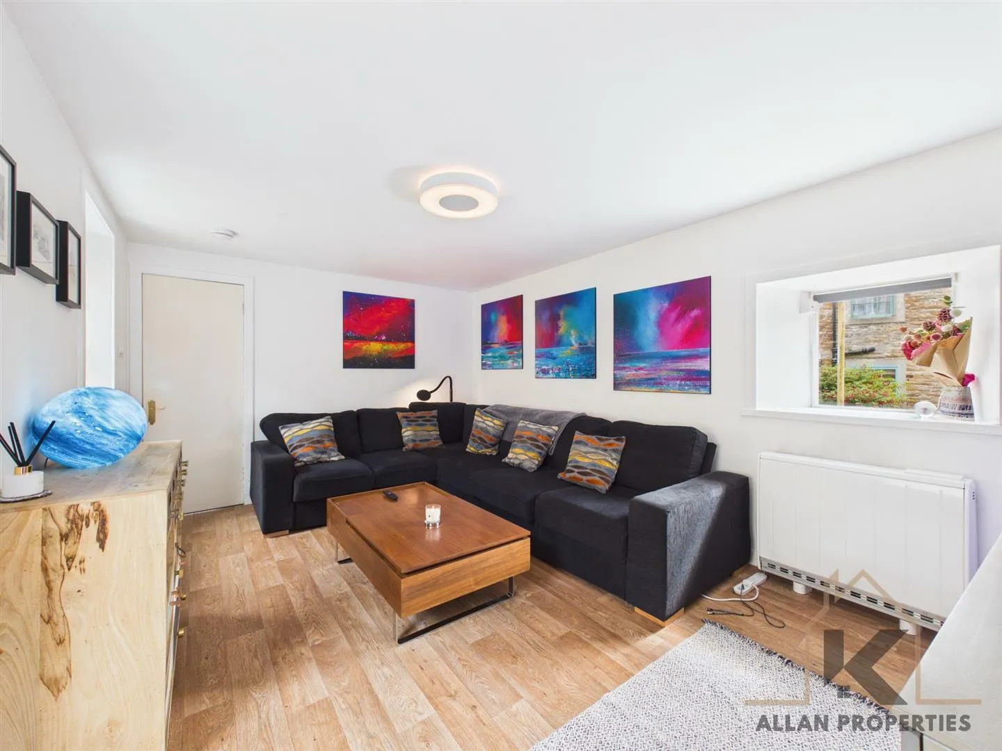 Three-Bedroom Character Semi-Detached House for Sale on Victoria Street, Stromness, Orkney photo 6