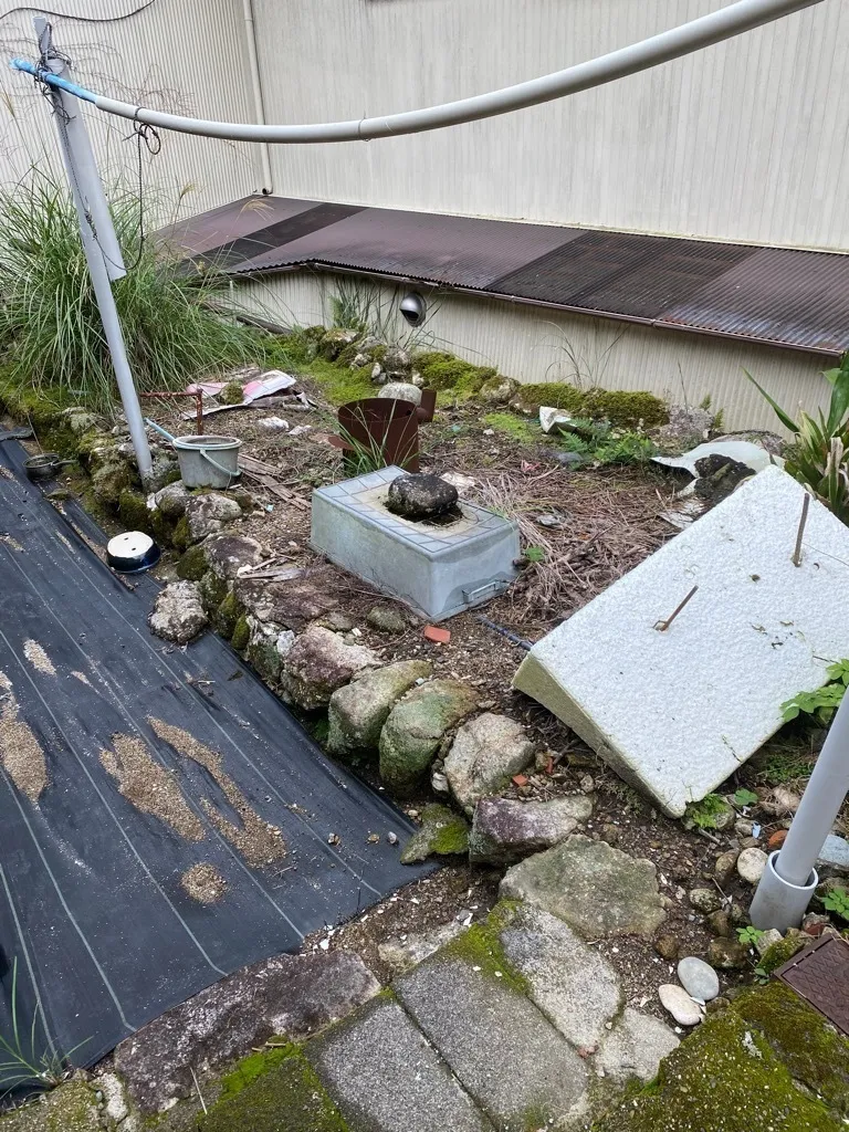 Approximately 60-Year-Old Detached House in Mikinoura-cho, Owase City, Mie Prefecture | Main House with 8DKK and Separate Building photo 4