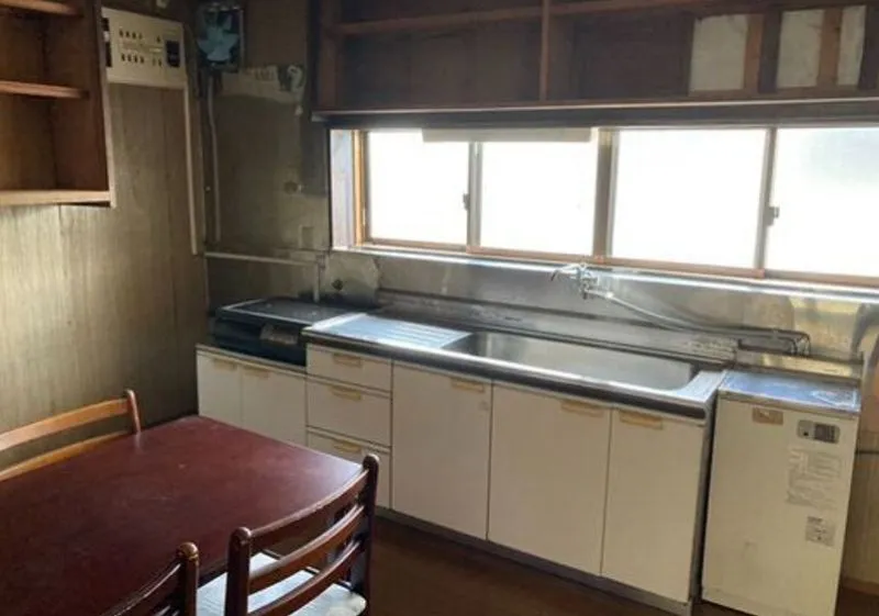 Tenant-Occupied 5DK House for Rent in Nakagawa Kamimachi, Takaoka, Toyama Prefecture | With Garden · Owner Change photo 2