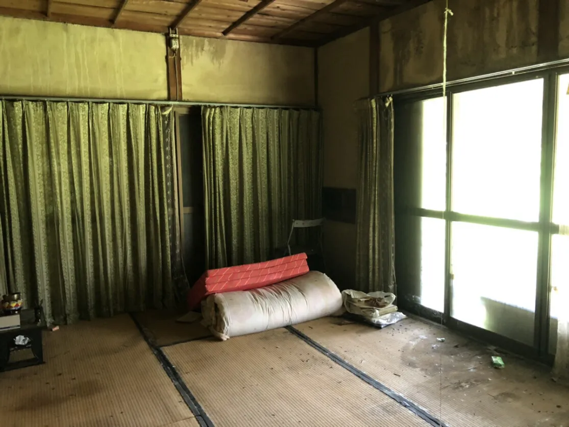 Resale Detached House in Higashimuneshige, Mima-cho, Mima City, Tokushima Prefecture | 5K, Private Garden photo 3