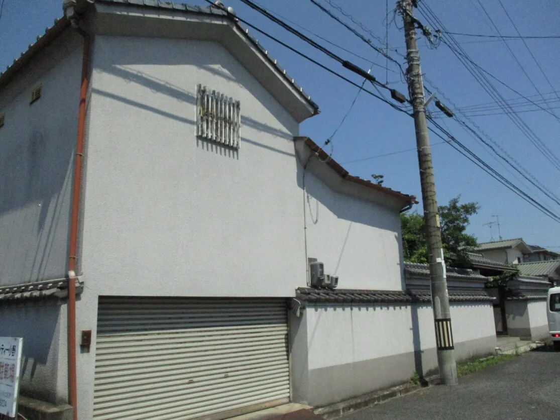 岡山県笠岡市十一番町の庭付き中古一戸建て、建物262.89㎡・土地357.51㎡ 写真 3